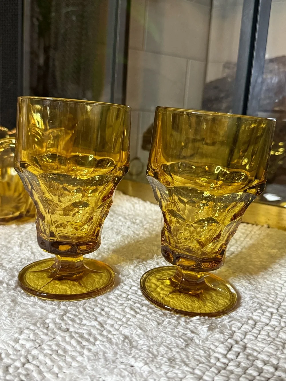 Anchor Hocking Fairfield Amber-Serving bowl and (2) tumblers